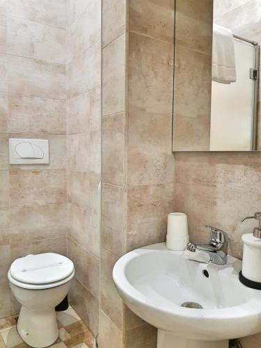 Budget Double Room image 1