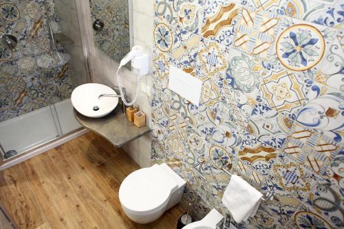 Superior Double Room image 2
