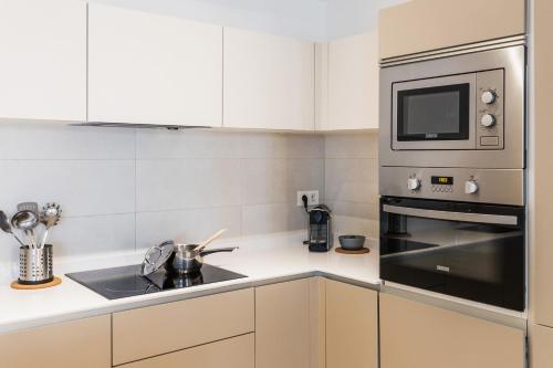 Deluxe Apartment image 10