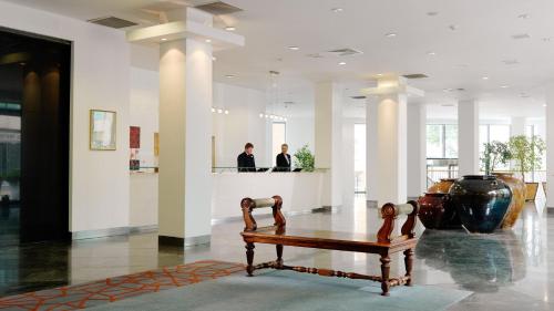 Herbert Park Hotel and Park Residence - image 13