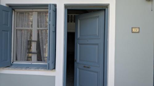 Marina's Studio in Mytilini