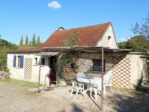Ferienhaus mit Pool Saint-Chels 100S