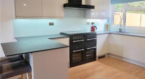 Corporate Large Modern 3 Bedroom House
