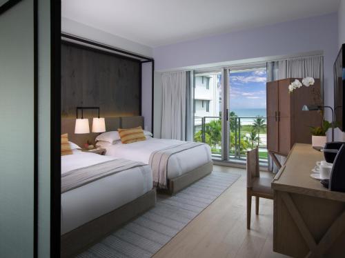 Hotel Victor Room Type - Deluxe Double Room with Two Double Beds