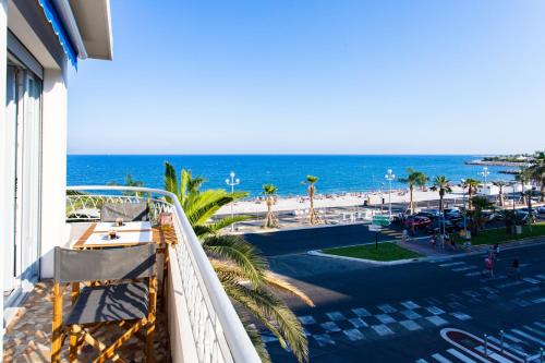 #23 Staywizus - Henry IV Vue Panoramique Mer AC & Bright, Nice