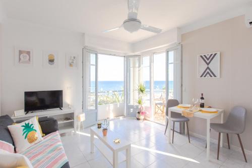 #23 Staywizus - Henry IV Vue Panoramique Mer AC & Bright, Nice (fotografie 10)
