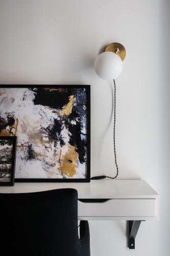 Urban & Cozy 1BD Apartment in Ampelokipoi Area by UPSTREET - image 10