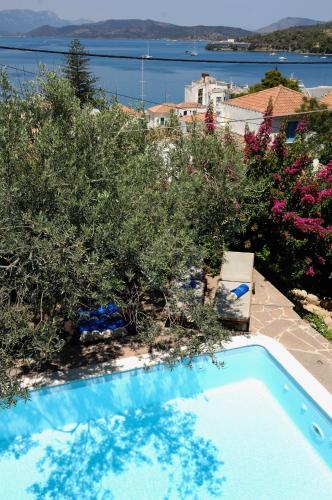 Anemone Residence, Poros