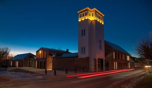 水上樂園, 瓦納珀斯緹瑪民宿 (Vana Postimaja Accommodation) in 蘇烏雷亞尼