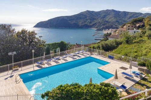  Appartamenti Enrica with amazing view, Pension in Moneglia