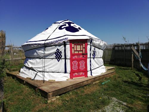Yellow Hammer Yurt, Polperro, Cornwall