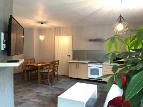 Moderne Pension vonBartsch mit Ladestation in der sachsischen Schweiz 500m von Struppen entfernt