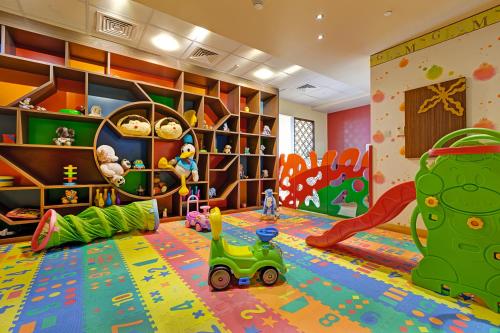 Abidos Hotel Apartment Dubai Land - image 3