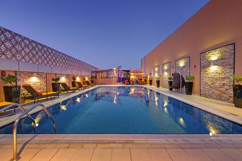 Abidos Hotel Apartment Dubai Land - image 5
