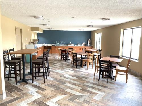 AmericInn by Wyndham Prairie du Chien in Prairie du Chien, USA