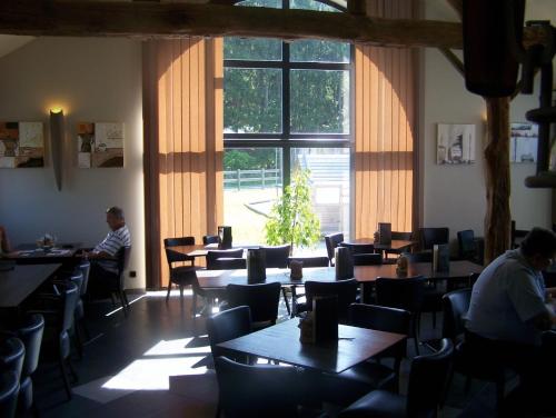 Hotel Les Mignees - image 6