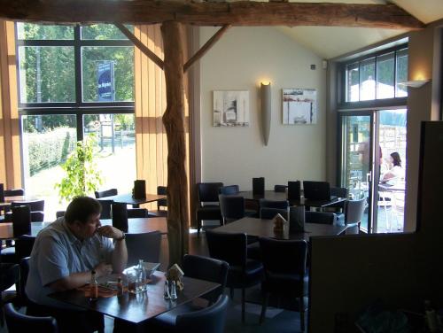 Hotel Les Mignees - image 12
