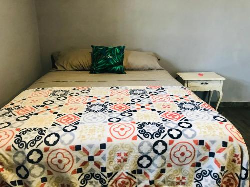 1 queen bed
