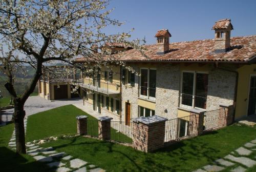 Bricco Torricella Residence - Accommodation - Monforte dʼAlba