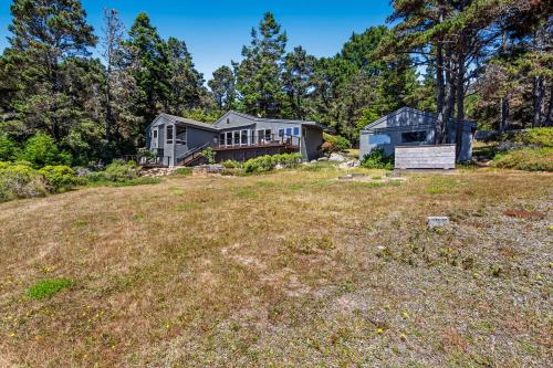 Pacific View - image 8