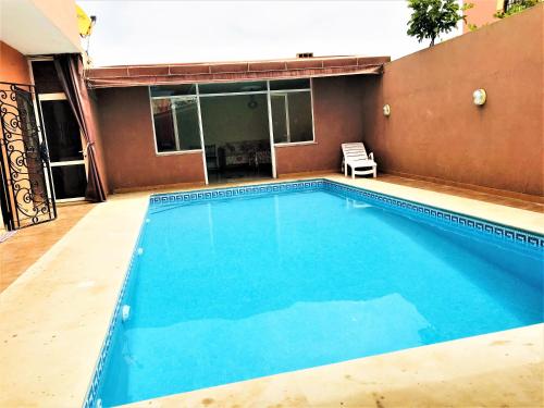 Villa 7 Avec Piscine Privée En Bord De Mer à Vendre à Mai