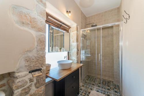 Luxury villa with a swimming pool Gornje Rastane Biograd - 17837 - main image