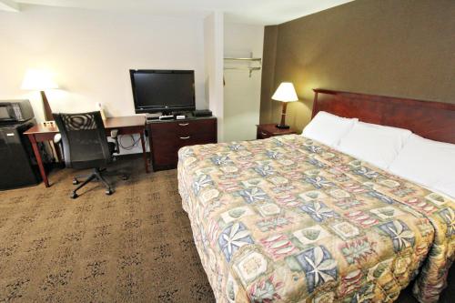 Knights Inn Pine Grove - image 7