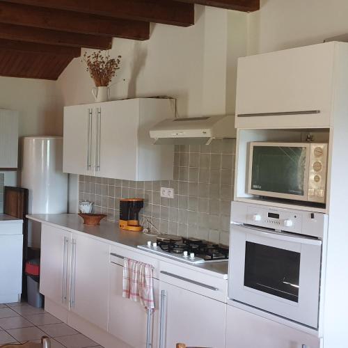 Maisons du Pere Paille in Usclades-et-Rieutord