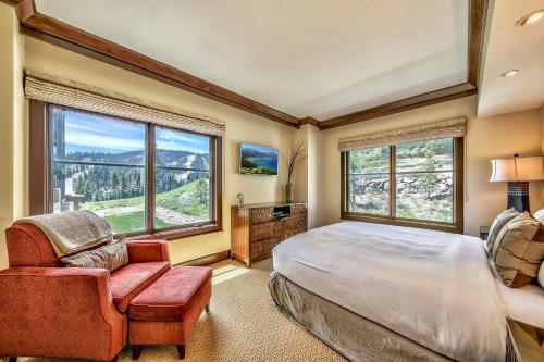 Premium Residence With The Ritz-Carlton Amenities Condo - image 4
