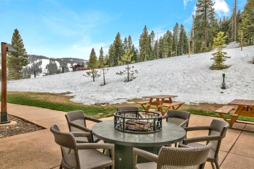 Premium Residence With The Ritz-Carlton Amenities Condo - image 5