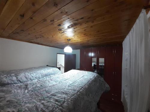 1 twin bed