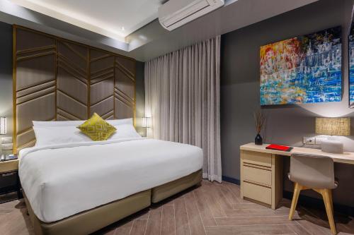 room detail thumbnail 0