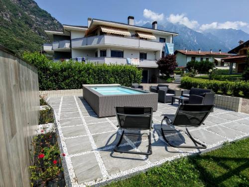 Hot tub, VALCHIAVENNA - B&B - Affittacamere - Guest House - Appartamenti - Case Vacanze - Home Holiday in Mese