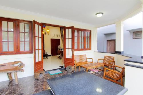 บริการและสิ่งอำนวยความสะดวก, มูซาฟีร์ เกสต์เฮาส์ (Musafir Guesthouse) in ปาซาร์ กลีวอน