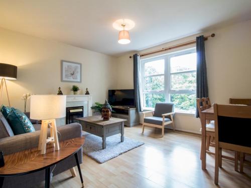 Bright & Tranquil Apartment Close To City Centre, , Edinburgh and the Lothians