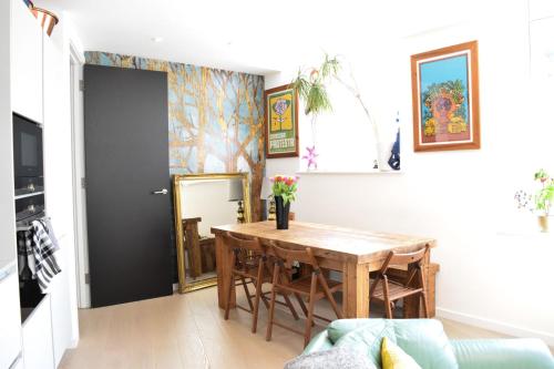 Modern 1 Bedroom In Waterloo