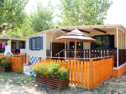  Villaggio Camping Classe 103S, Pension in Lido di Dante