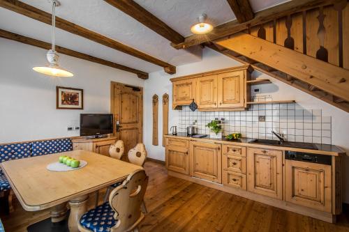 Residence Vila - Accommodation - Colfosco