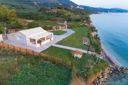 A szálláshely kívülről, Seashore Stream Suites in Egyéb