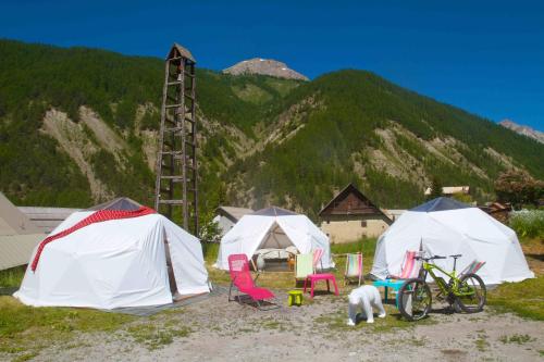 Location g�te, chambres d'hotes Les domes du Chalet Viso dans le d�partement Hautes alpes 5