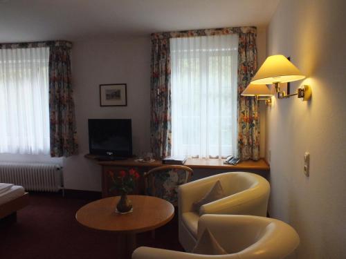Hotel-Gasthof Zum Weyssen Rossle 2.9km von Schenkenzell entfernt