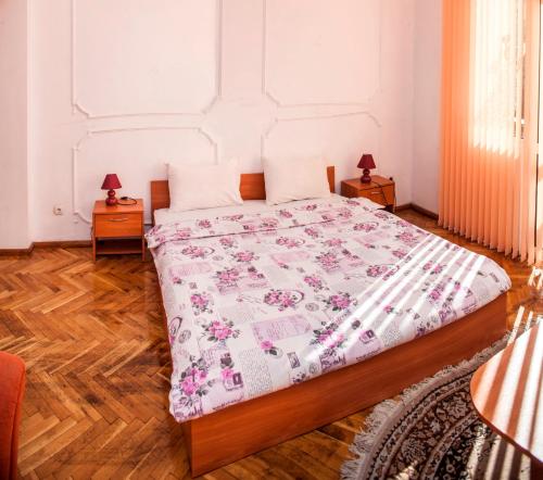 Sofia Apartment in House 8 boulevard Hristo Botev - image 4