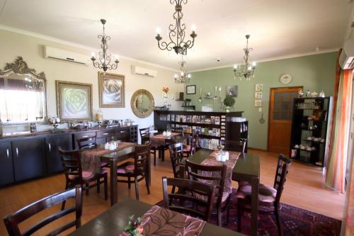 Εστιατόριο, The Falls Guest House in Κάκαμας