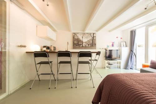 Quiet apartment for 4 at park in center, Amsterdam (zdjęcie 5)
