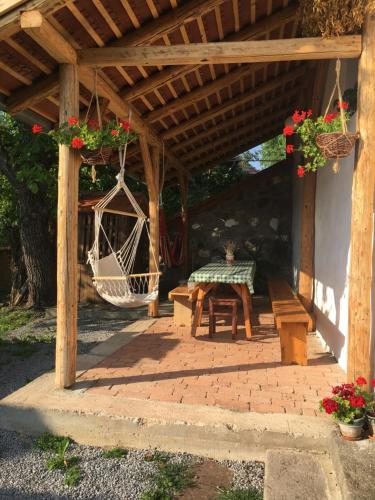 Iekārtas, Miklós Lak (Miklos Lak) in Ocna De Sus