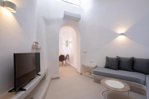 Santoterra Antigua Suites Room Type - Family Junior Suite
