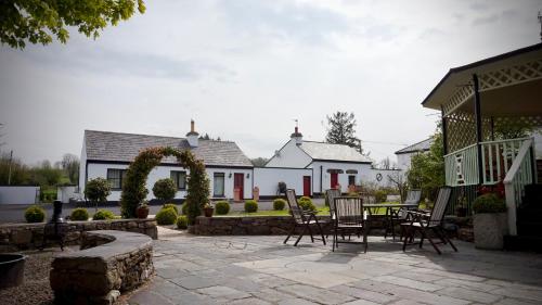 Iekārtas, Cartron House in Curragh