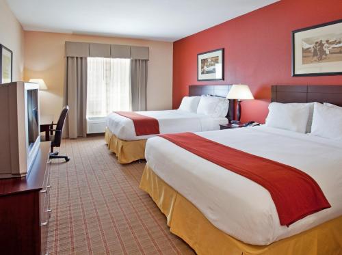 Holiday Inn Express & Suites East Wichita I-35 Andover an IHG Hotel - image 2