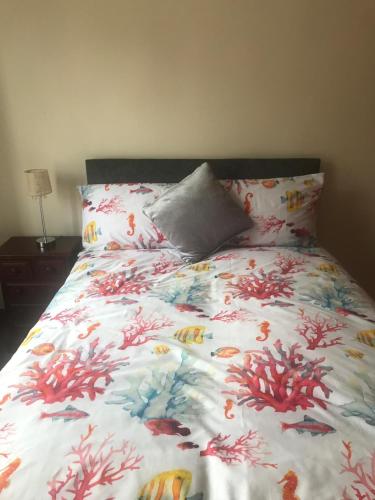 Prime location rooms in high street 3