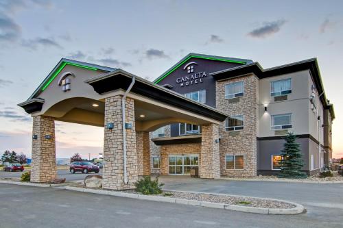 . Canalta Hotel Assiniboia